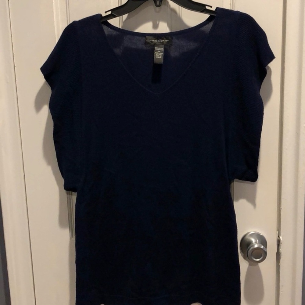 Cable & Gauge Navy V-Neck Short Sleeve Knit Top